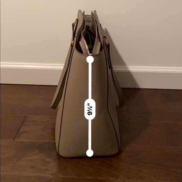 Tory Burch Tote - Picture 7 of 7